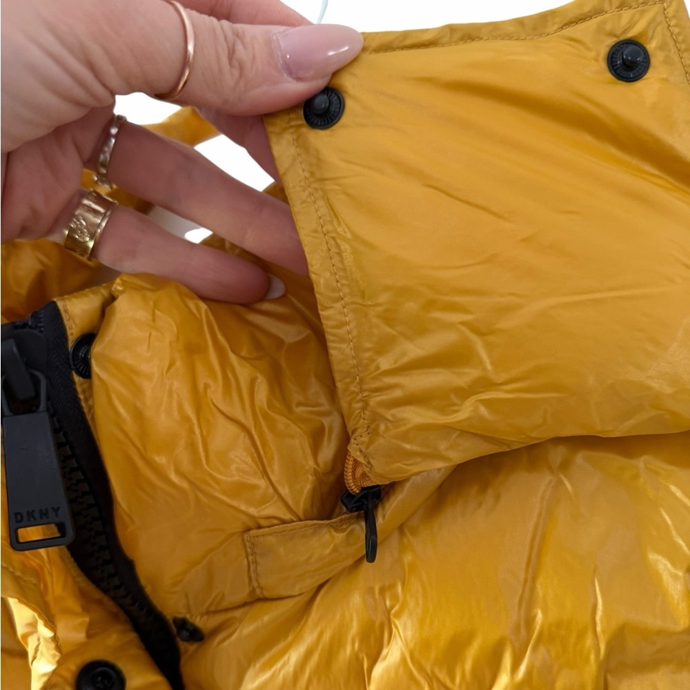 DKNY Sport Puffer Vest - Picture 4 of 5